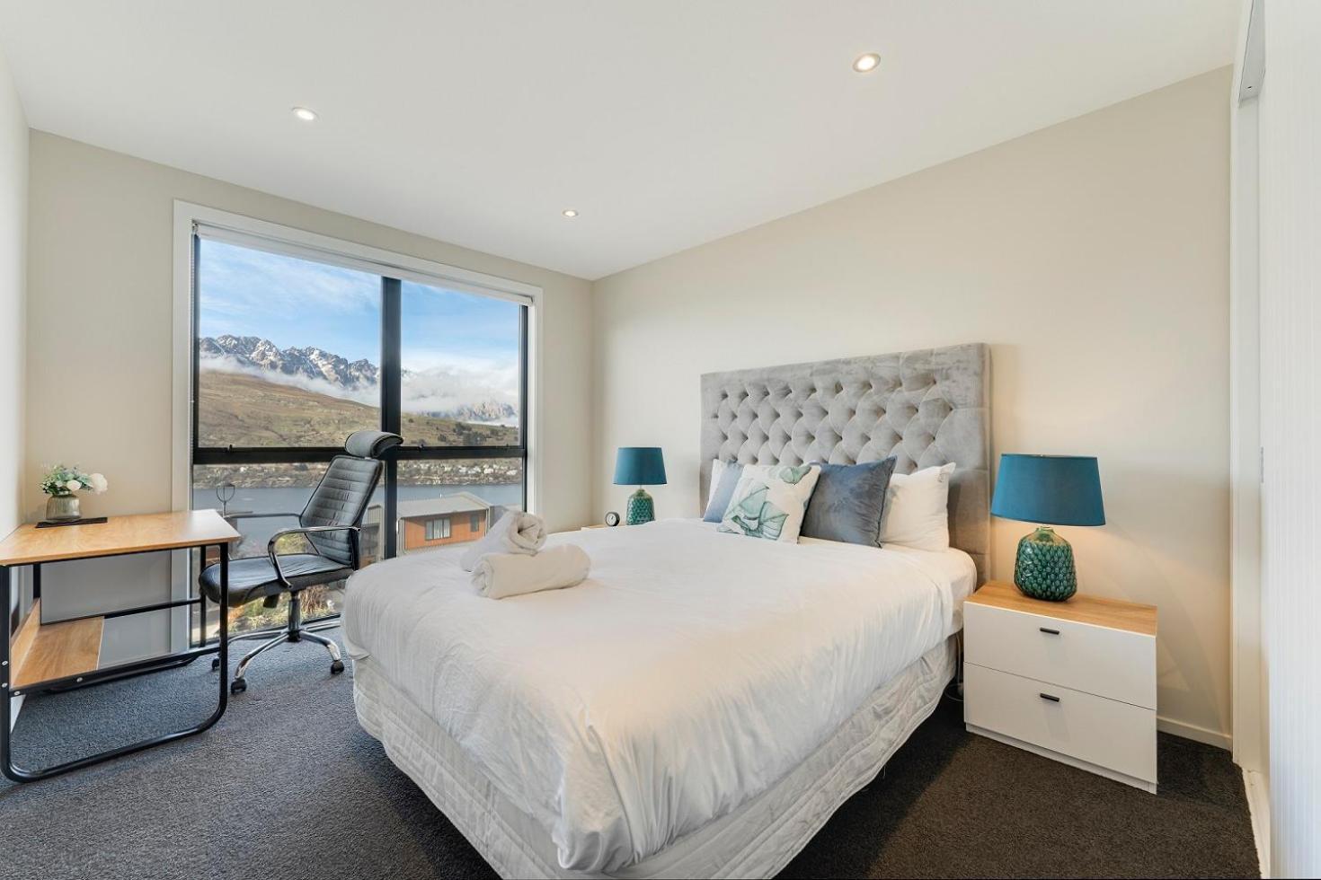 Queenstown Lake And Mountain View Retreat Free Wifi Free Street Parking Exterior photo